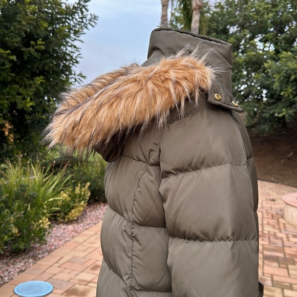 Ellen Tracy olive puffer coat faux fur detachable hood - Picture 10 of 17